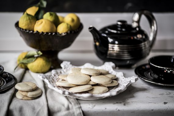 biscotti al cioccolato bianco e limone