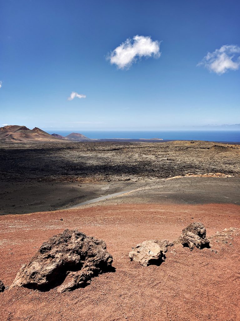 cosa vedere a Lanzarote vulcano timanfaya montagna del fuego