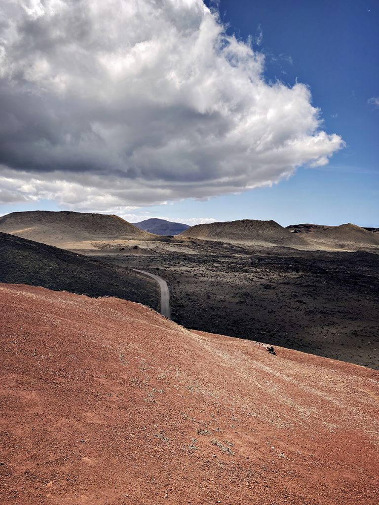 cosa vedere a Lanzarote vulcano timanfaya montagna del fuego