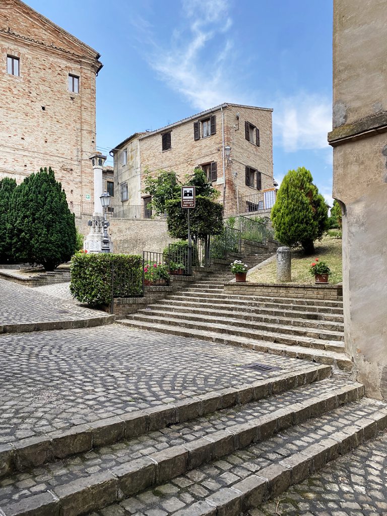 borghi delle marche offagna